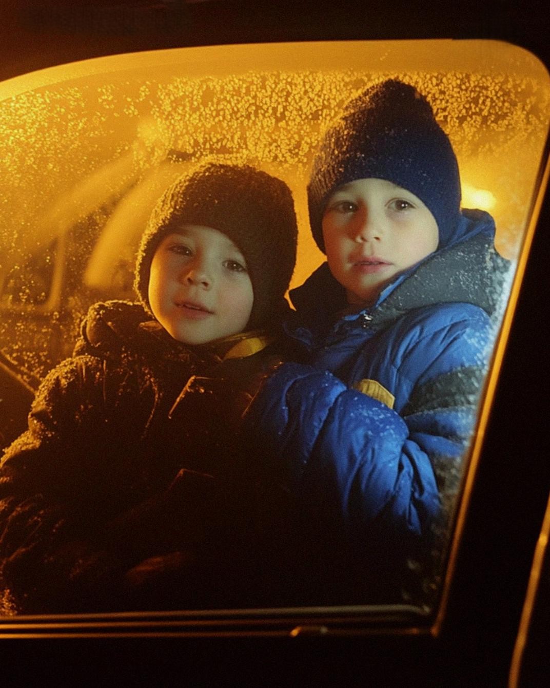 I Came Back for Christmas Without Warning and Discovered My Kids in the Car – Their Story Had Me Racing Into the House!