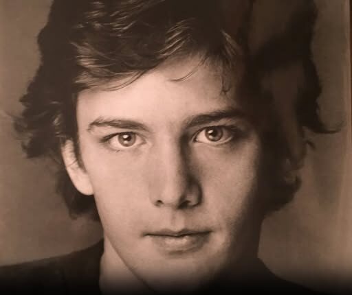 Teen Heartthrob Chooses Family Over Hollywood Career