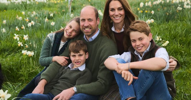 Prince William and Kate’s Christmas card photo sparks fan backlash