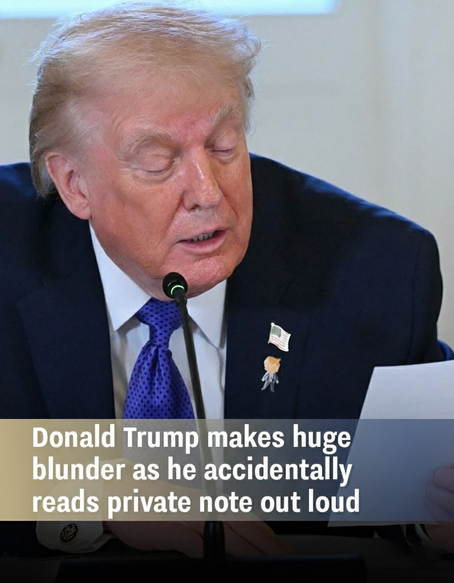Donald Trump Accidentally Reads a Note, Here is How He Responded! – Story Of The Day!
